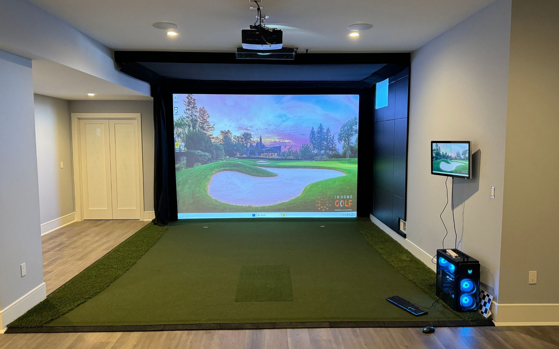 Home Golf Simulator with Uneekor EYE XO