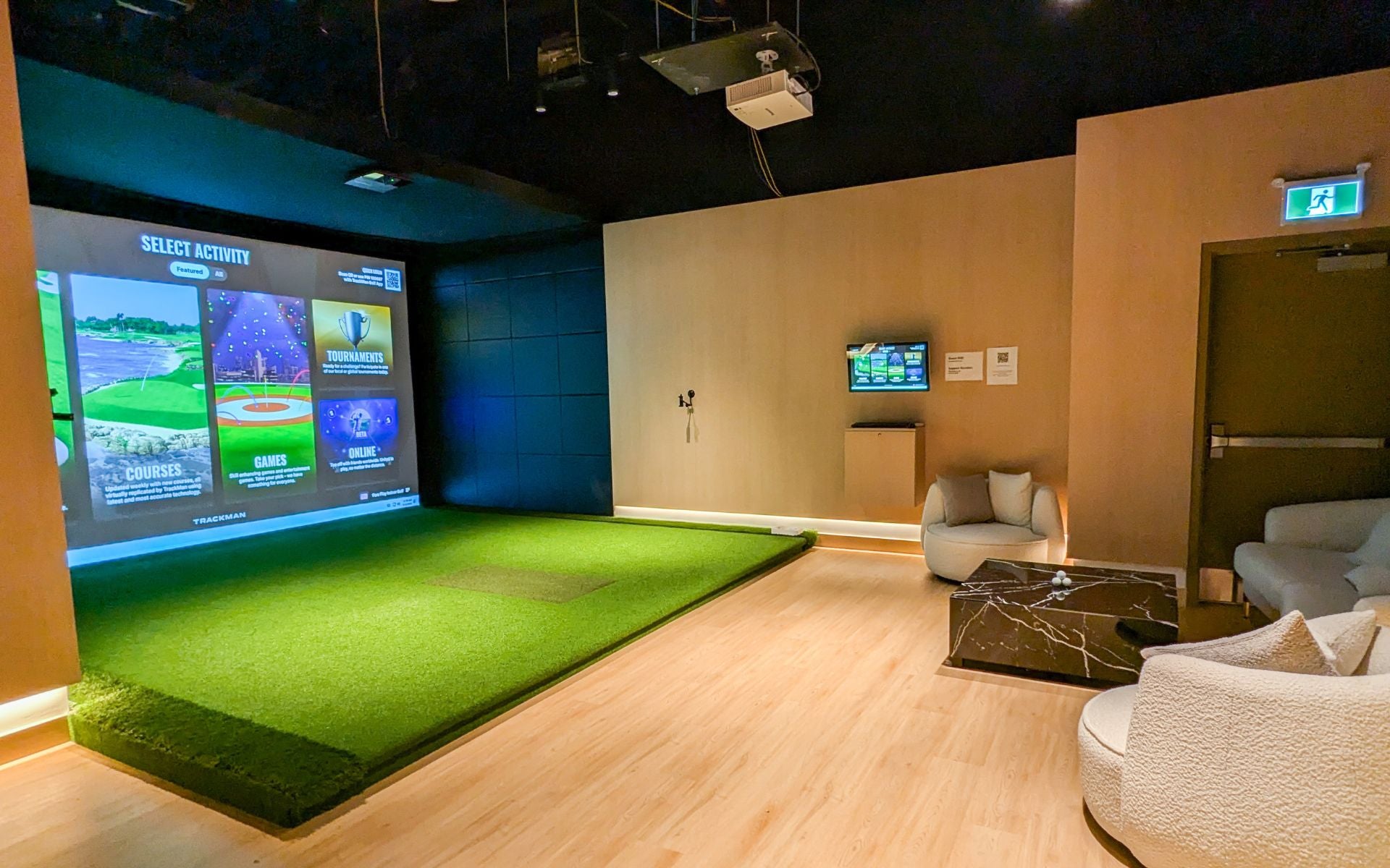 Fore Play Indoor Golf Facility private bay